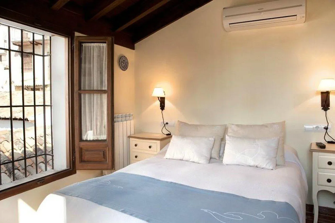 شقة Suites Casa Cuesta Del Agua غرناطة